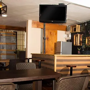 Pensión Feeling & Coworking
